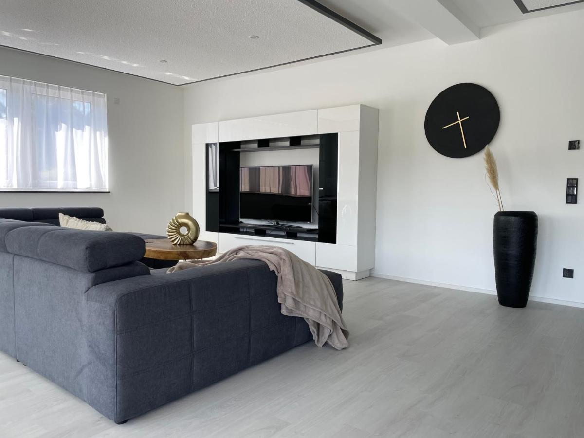 Apartments Saaldorf-Ferienhaus Mit 6 Apartments 45Qm-120Qm Direkt Am Thueringer Meer-Bleilochtalsperre Bad Lobenstein Exterior photo